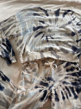 Z Supply Cream & Navy Tie-Dye Lounge Set